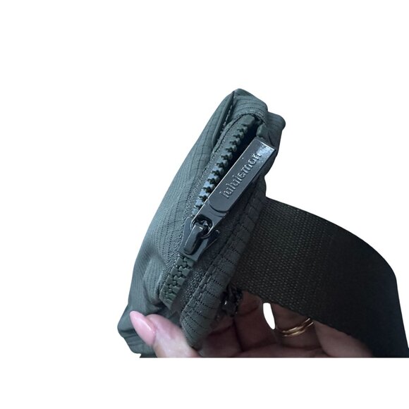 LULULEMON Deep Green Black Everywhere 1L Belt Bag NEW NWT - Picture 4 of 7